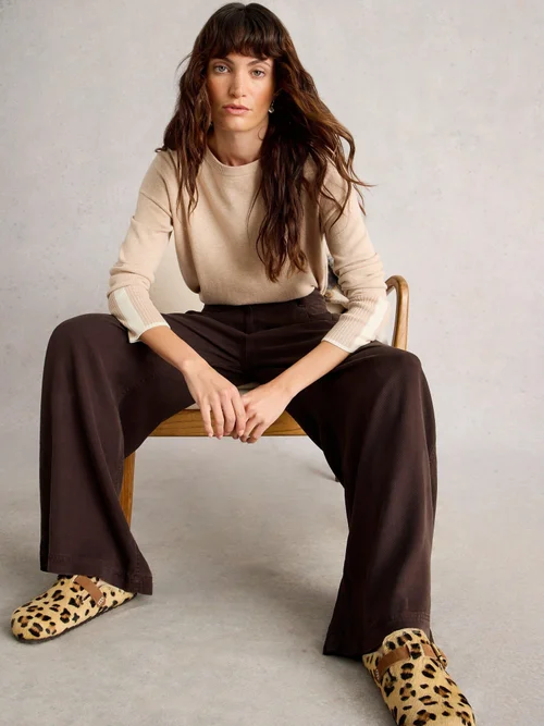 Hose Sasha mit weitem Bein - Dk Brown - 48/R Bild 1