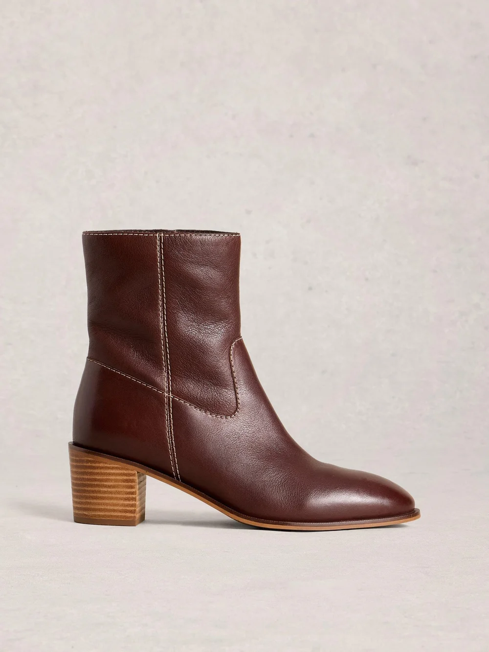 Stiefeletten Izzy mit Blockabsatz - Dk Brown - 41 Bild 1
