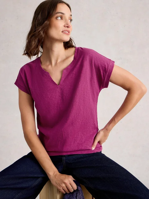 T-Shirt Nelly mit Keilausschnitt - Dk Plum - 52 Bild 3