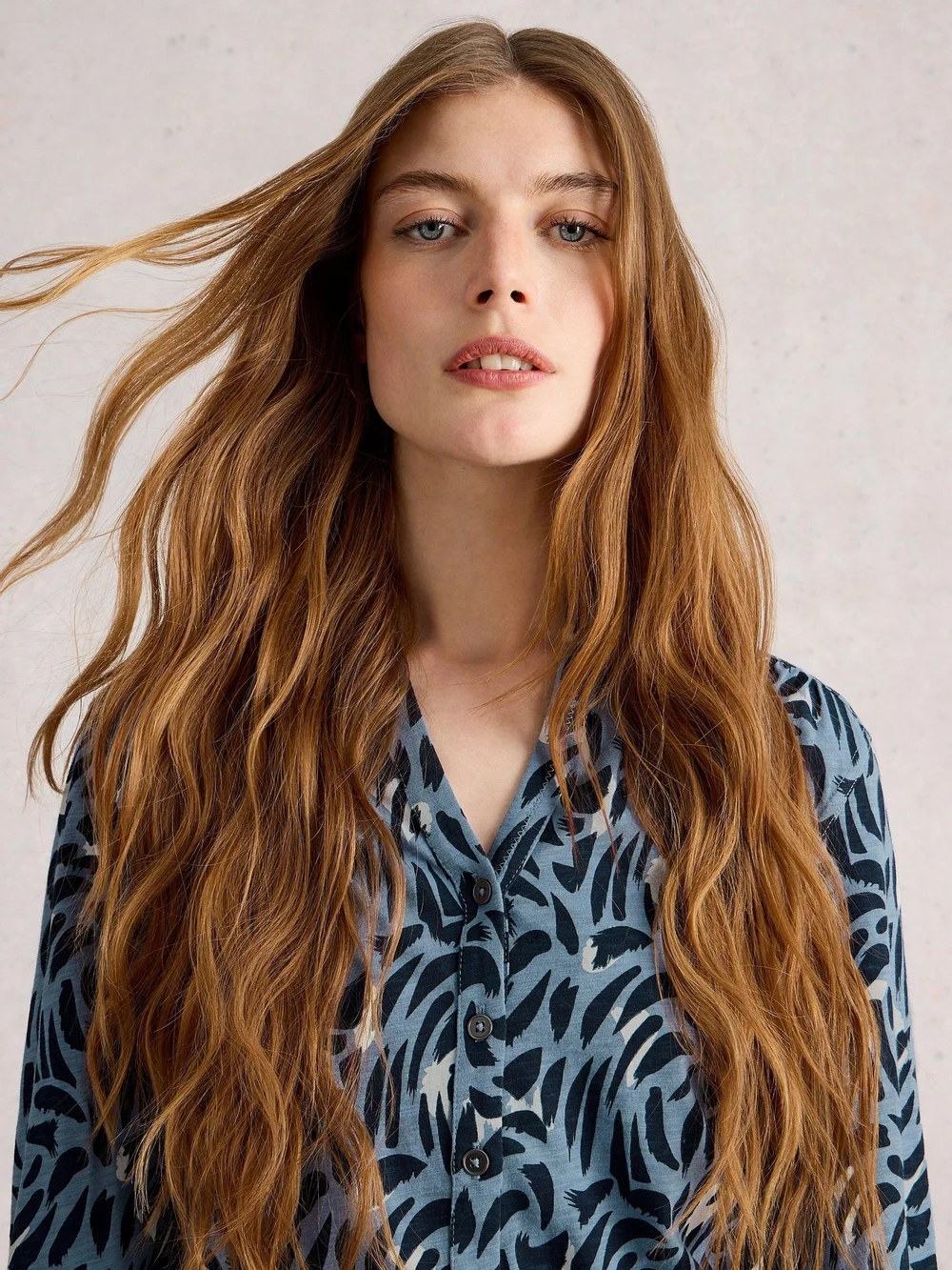 Jerseybluse Annie - Blue Pr - 52 Bild 1