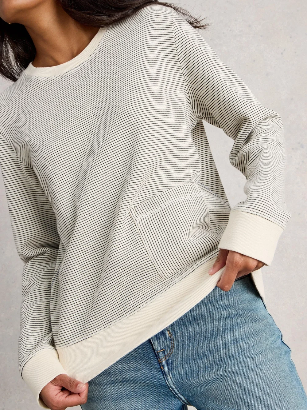 Gestreiftes Sweatshirt - White Mlt - 52 Bild 1