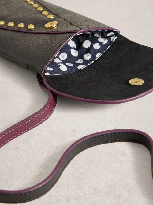 Handytasche Coco mit Nieten Bild 3