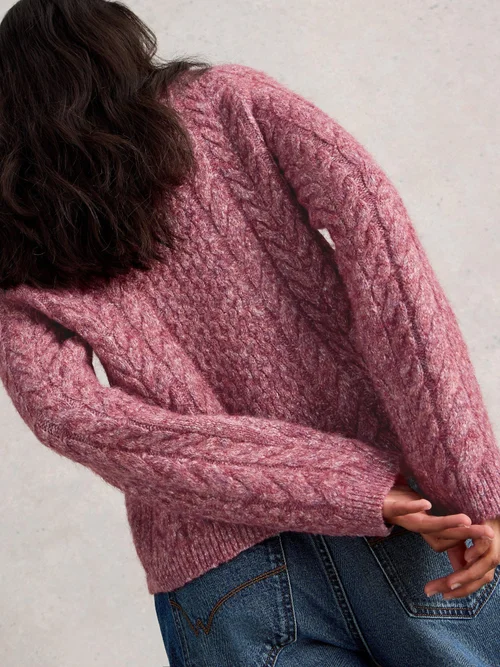 Strickjacke Carly mit Zopfstrickmuster - Mid Pink - 52 Bild 4