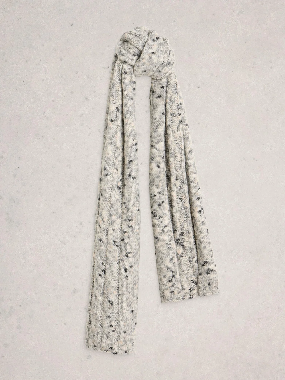 Strickschal Spacedye Bild 1