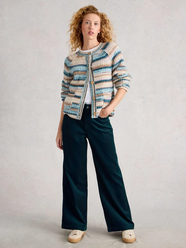 Kordhose Ayla mit weitem Bein