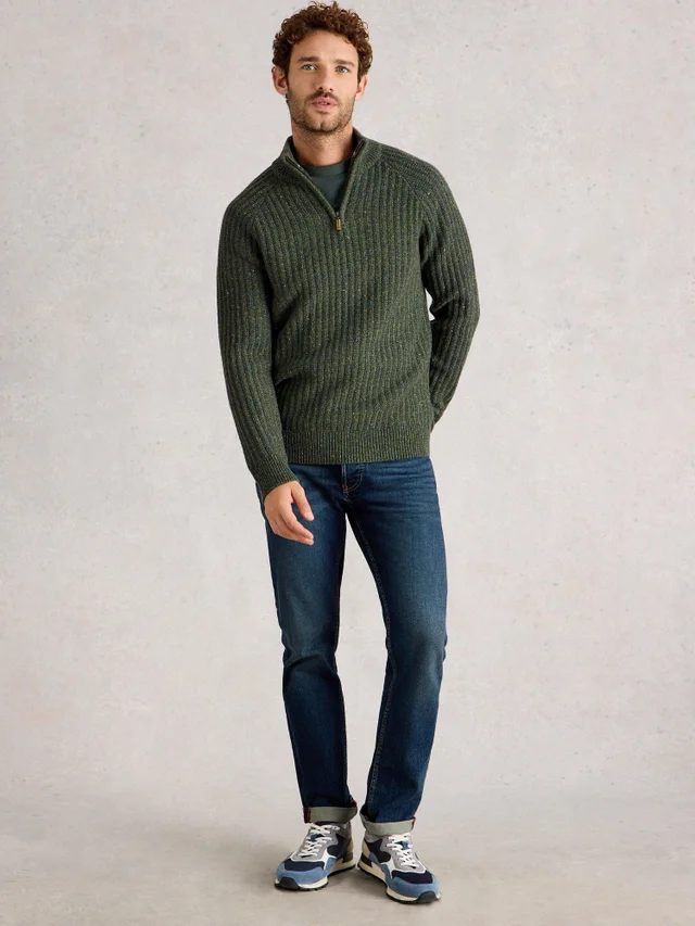 Pullover mit Trichterkragen