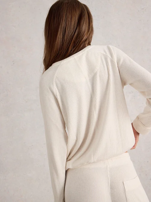 Gemütliches Top aus Rippenjersey - Pale Ivory - XL Bild 4