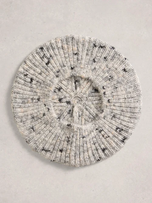 Gestrickte Baskenmütze Spacedye Bild 3