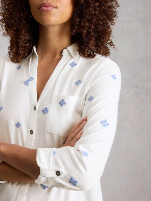 Lange bestickte Bluse Annie - White Mlt - 48 Bild 3