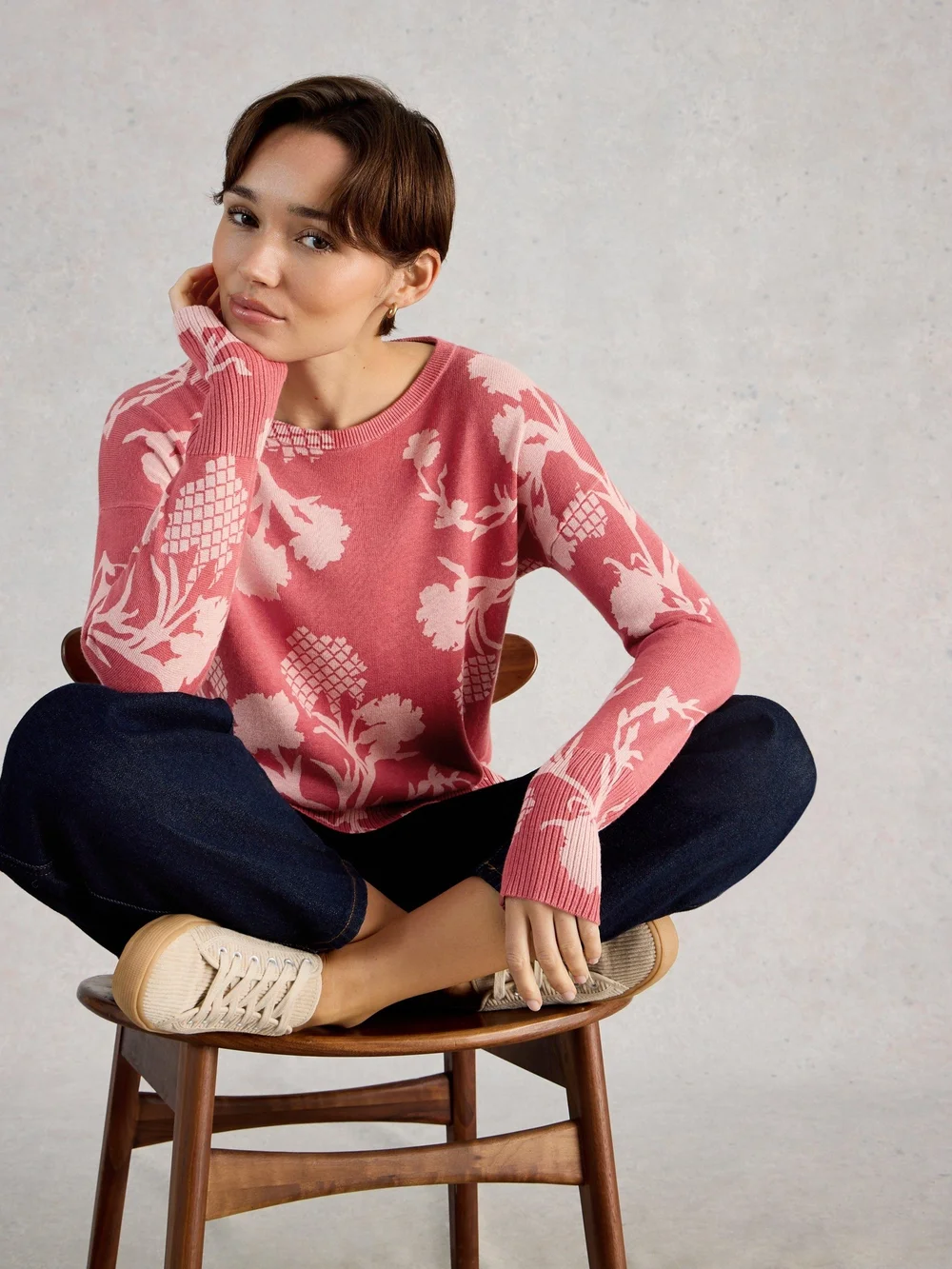 Bedruckter Pullover Olive - Pink Pr - 52 Bild 1