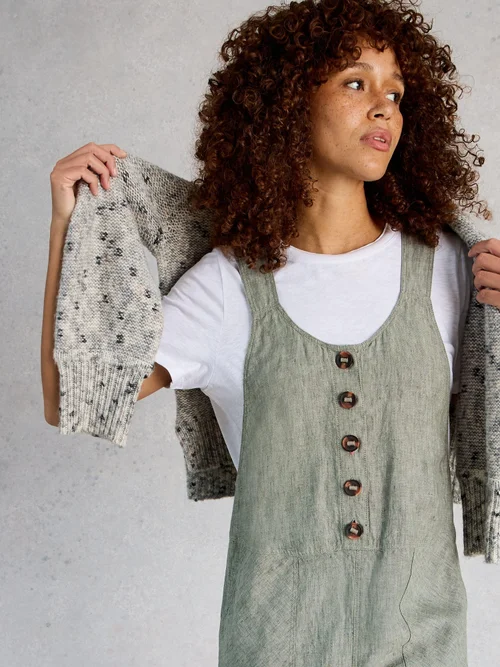 Latzhose Viola aus Leinen - Mid Green - 52/R Bild 3