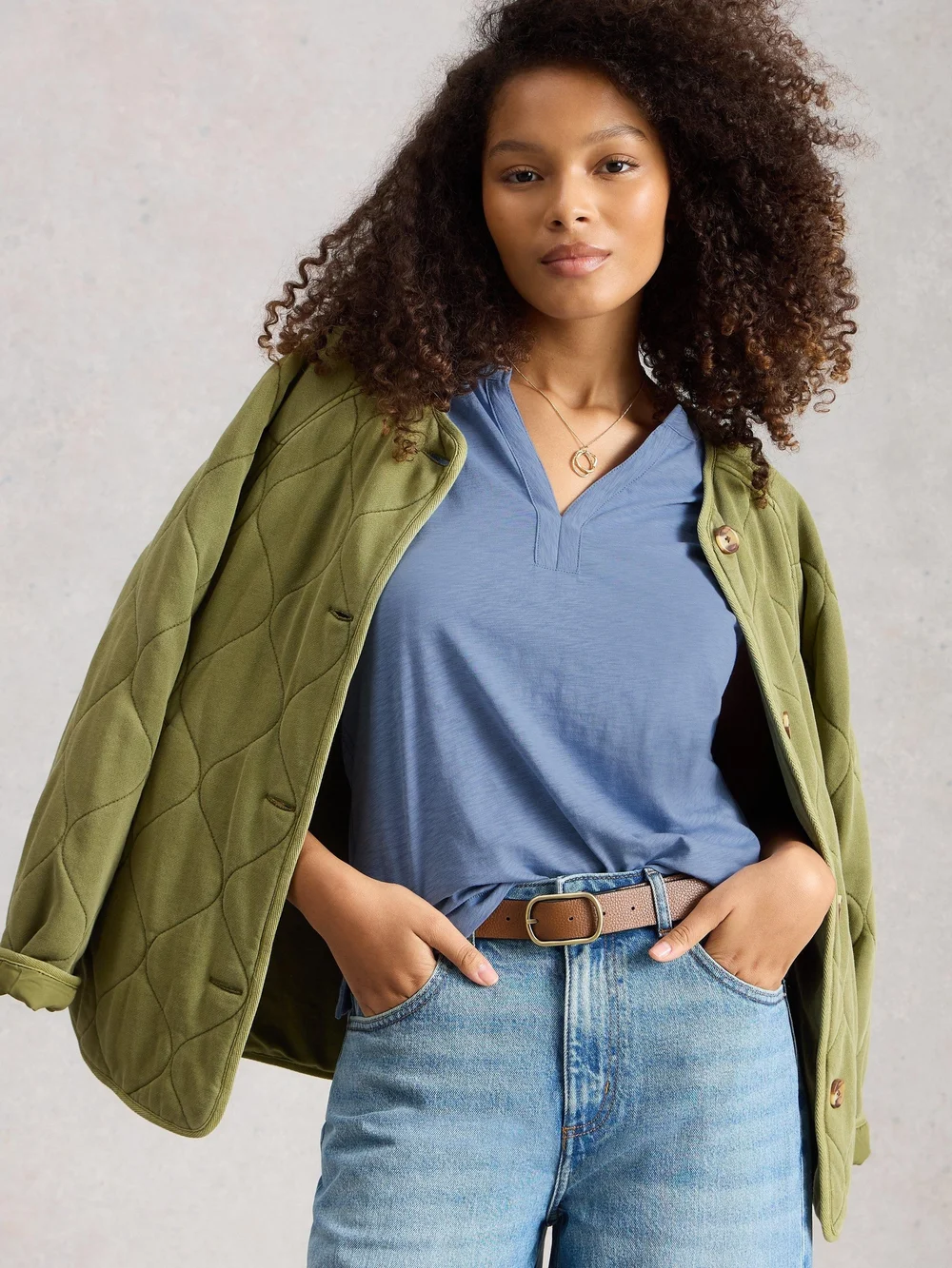 T-Shirt Nina mit Keilausschnitt - Mid Blue - 46 Bild 1