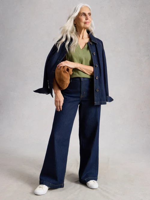 T-Shirt Nelly mit Keilausschnitt - Brt Green - 52 Bild 2