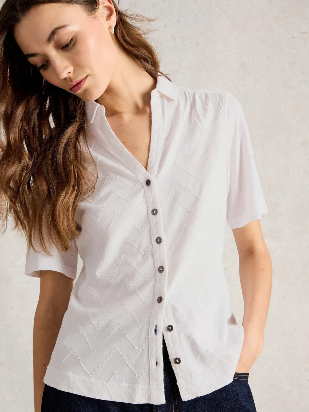 Kurzarmbluse Annie mit Stickerei - Bril White - 52 Bild 1