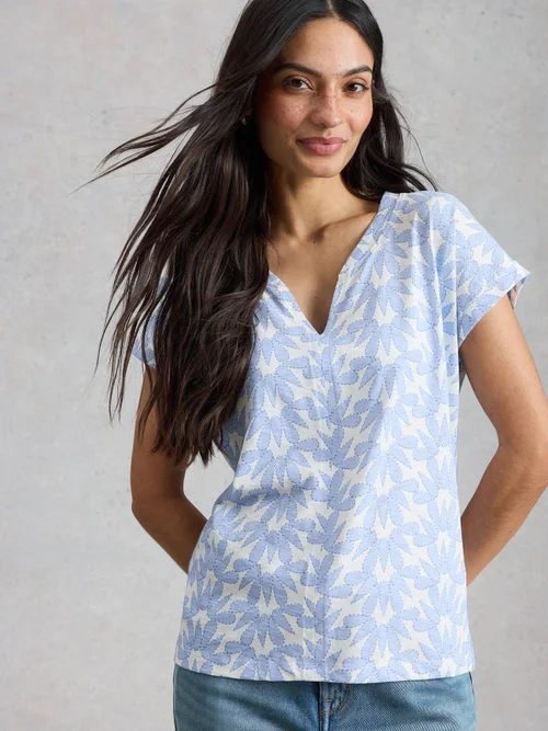 T-Shirt Nelly mit Keilausschnitt - Blue Pr - 52 Bild 3