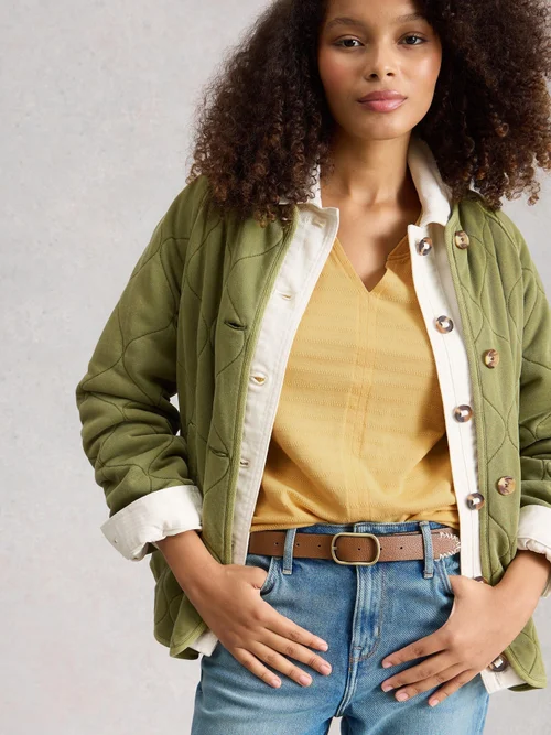 T-Shirt Nelly mit Keilausschnitt - Lgt Yellow - 52 Bild 3