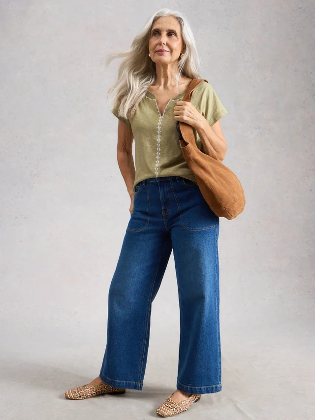 Besticktes T-Shirt Nelly