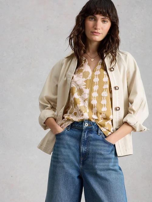 T-Shirt Nelly mit Keilausschnitt - Green Mlt - 52 Bild 1