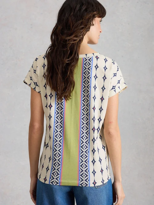 T-Shirt Nelly mit Keilausschnitt - White Mlt - 46 Bild 4