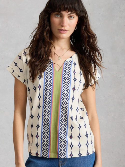 T-Shirt Nelly mit Keilausschnitt - White Mlt - 46 Bild 3