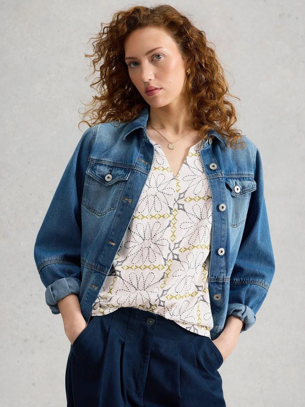 T-Shirt Nelly mit Keilausschnitt - White Pr - 46 Bild 1