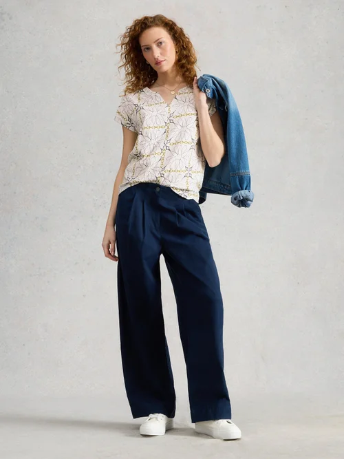 T-Shirt Nelly mit Keilausschnitt - White Pr - 46 Bild 2