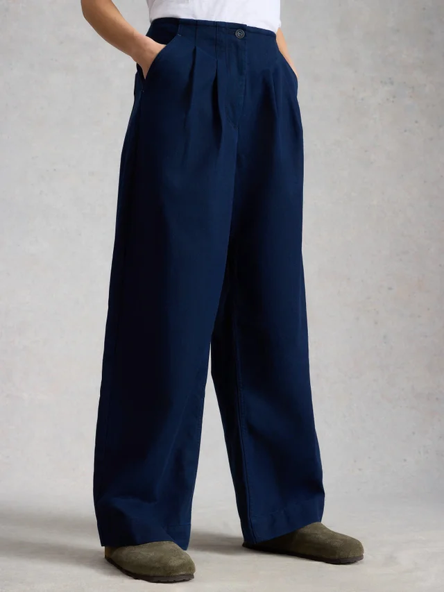 Hose Clara mit weitem Bein