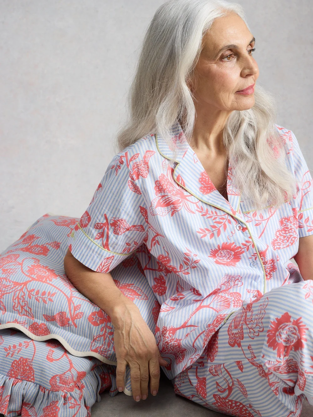 Kurzarmpyjamatop Nina - Blue Pr - XL Bild 1
