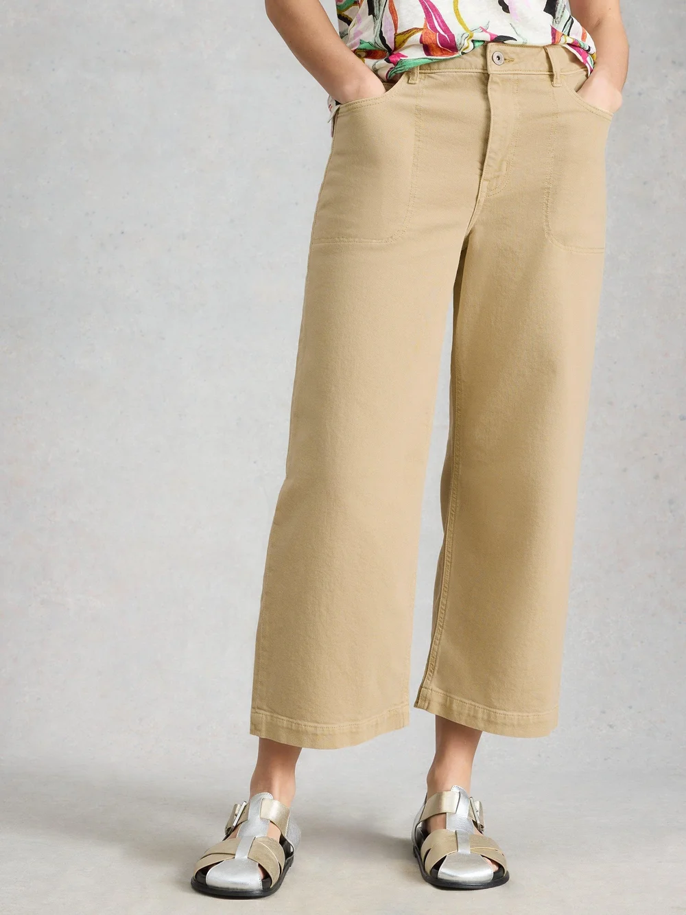 7/8-Jeans Tia mit weitem Bein - Lgt Green - 52/R Bild 1