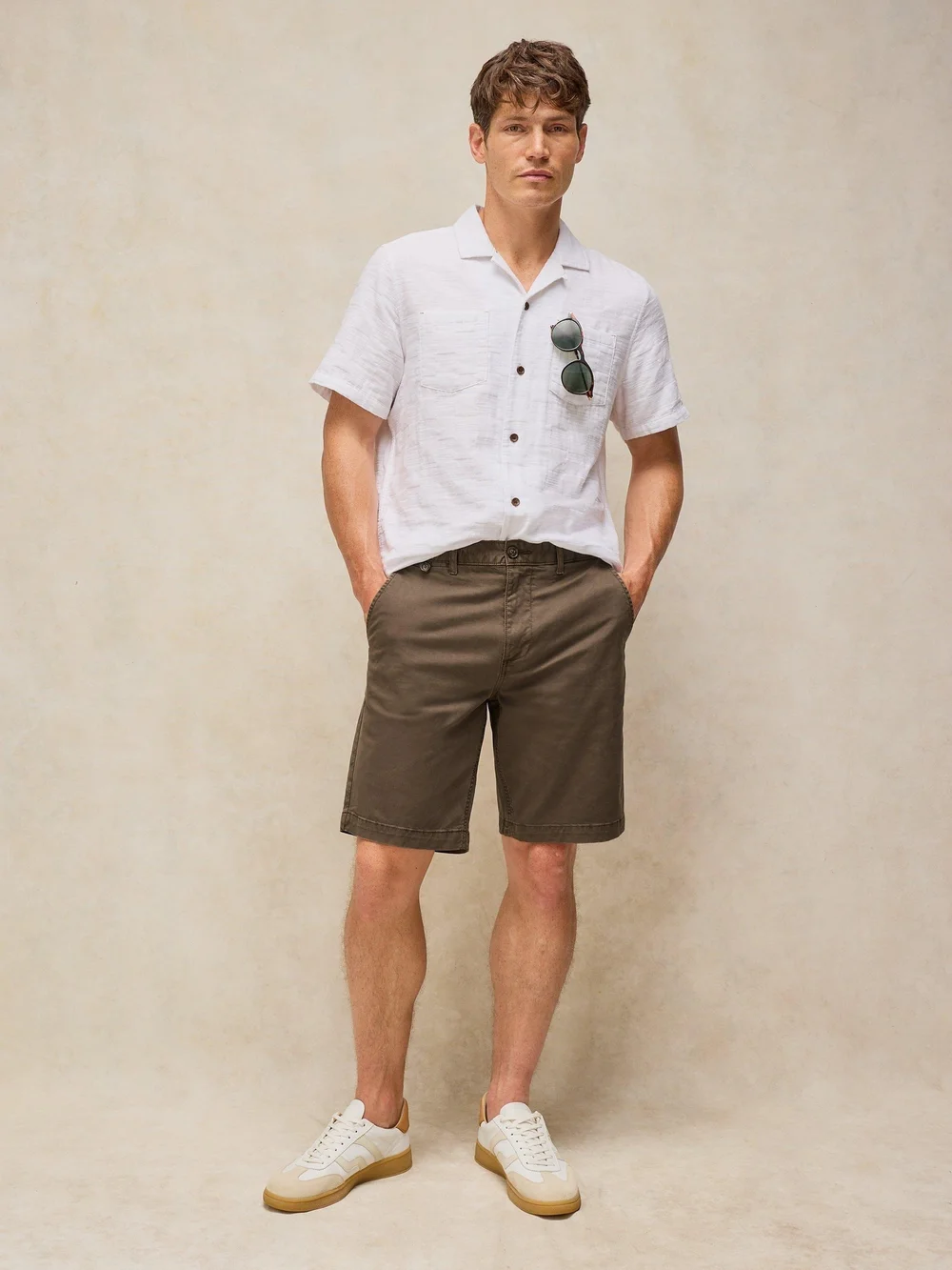 Chino-Shorts aus Bio-Baumwolle - Dk Brown - 40/R Bild 1