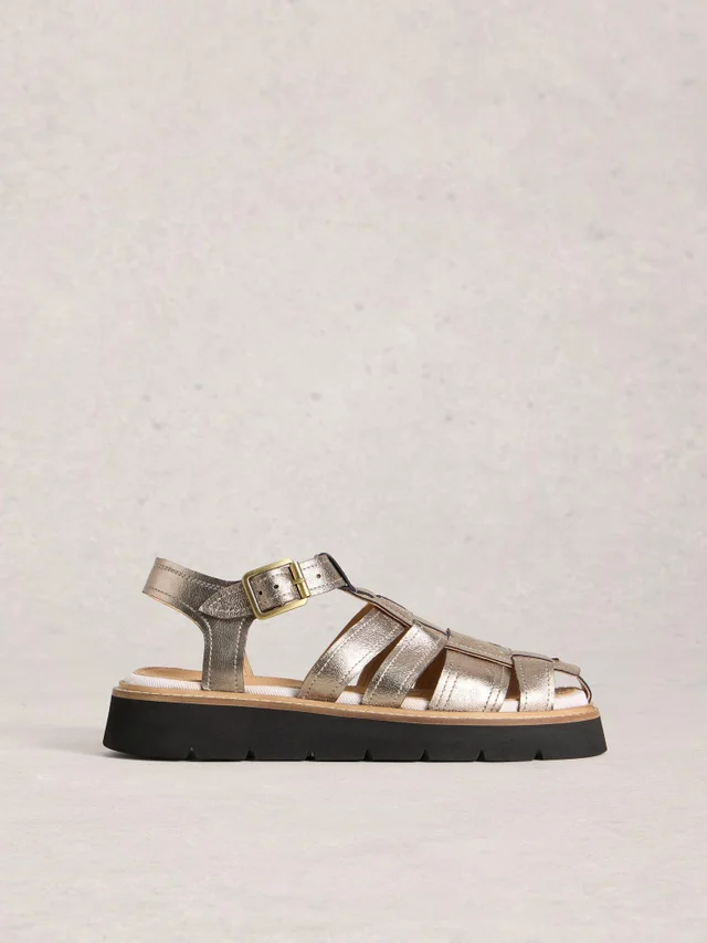 Riemensandalen mit Profilsohle