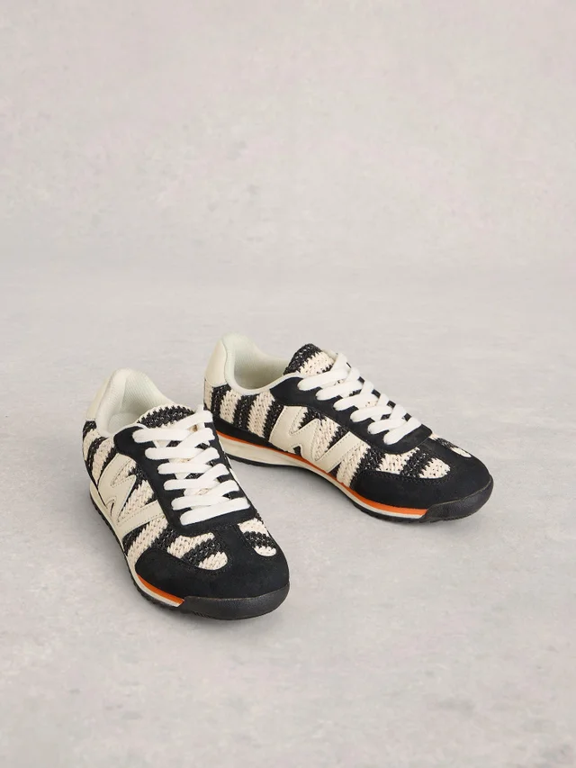 Sneaker Lucy