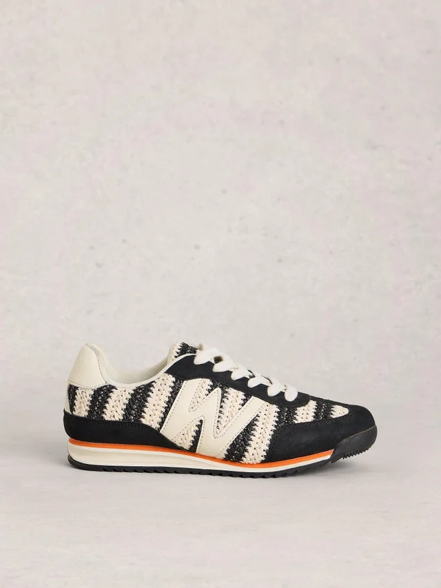 Sneaker Lucy