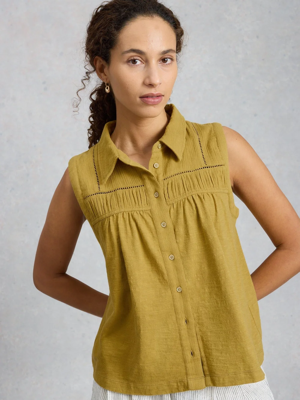 Kurzarmbluse Didi - Khaki Grn - 46 Bild 1