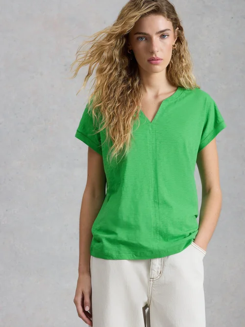 T-Shirt Nelly mit Keilausschnitt - Brt Green - 50 Bild 1