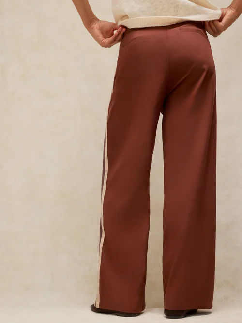 Kenna Hose mit Seitenstreifen - Dk Brown - 48/R Bild 4