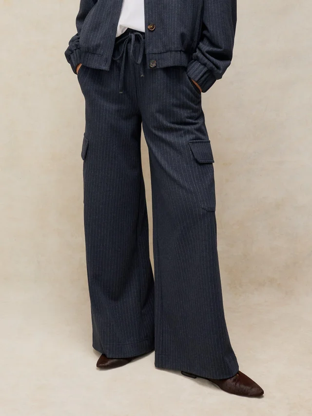 Gestreifte Hose Teagan mit weitem Bein