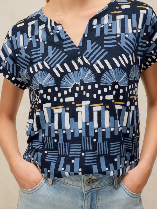 T-Shirt Nelly mit Keilausschnitt - Blue Pr - 52 Bild 3