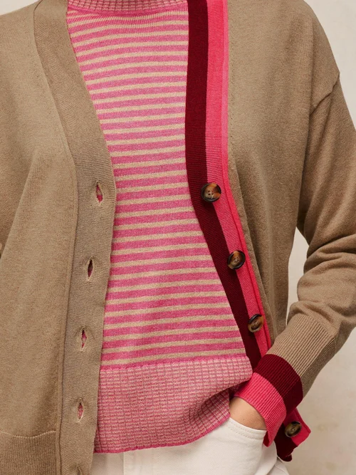 Strickjacke Katie mit V-Ausschnitt - Nat Mlt - 52 Bild 3