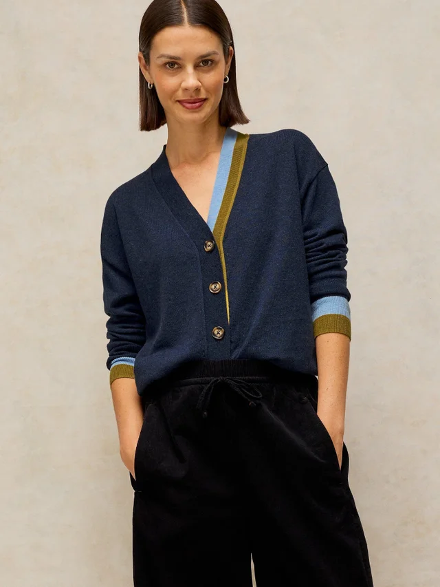 Strickjacke Katie mit V-Ausschnitt