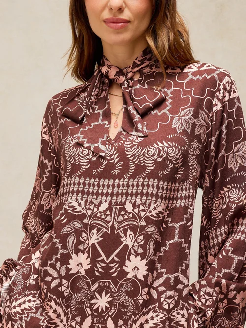 Kleid Kalia mit Schluppe - Brown Pr - 52/R Bild 3