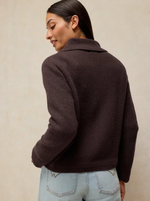 Strickjacke mit Rippenschal - Dk Brown - 48 Bild 4
